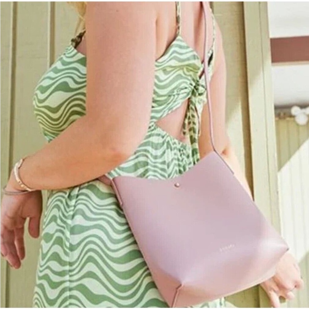 Samara pink bucket bag